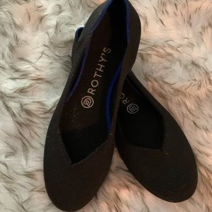 Black Round Toe Rothy’s Flats